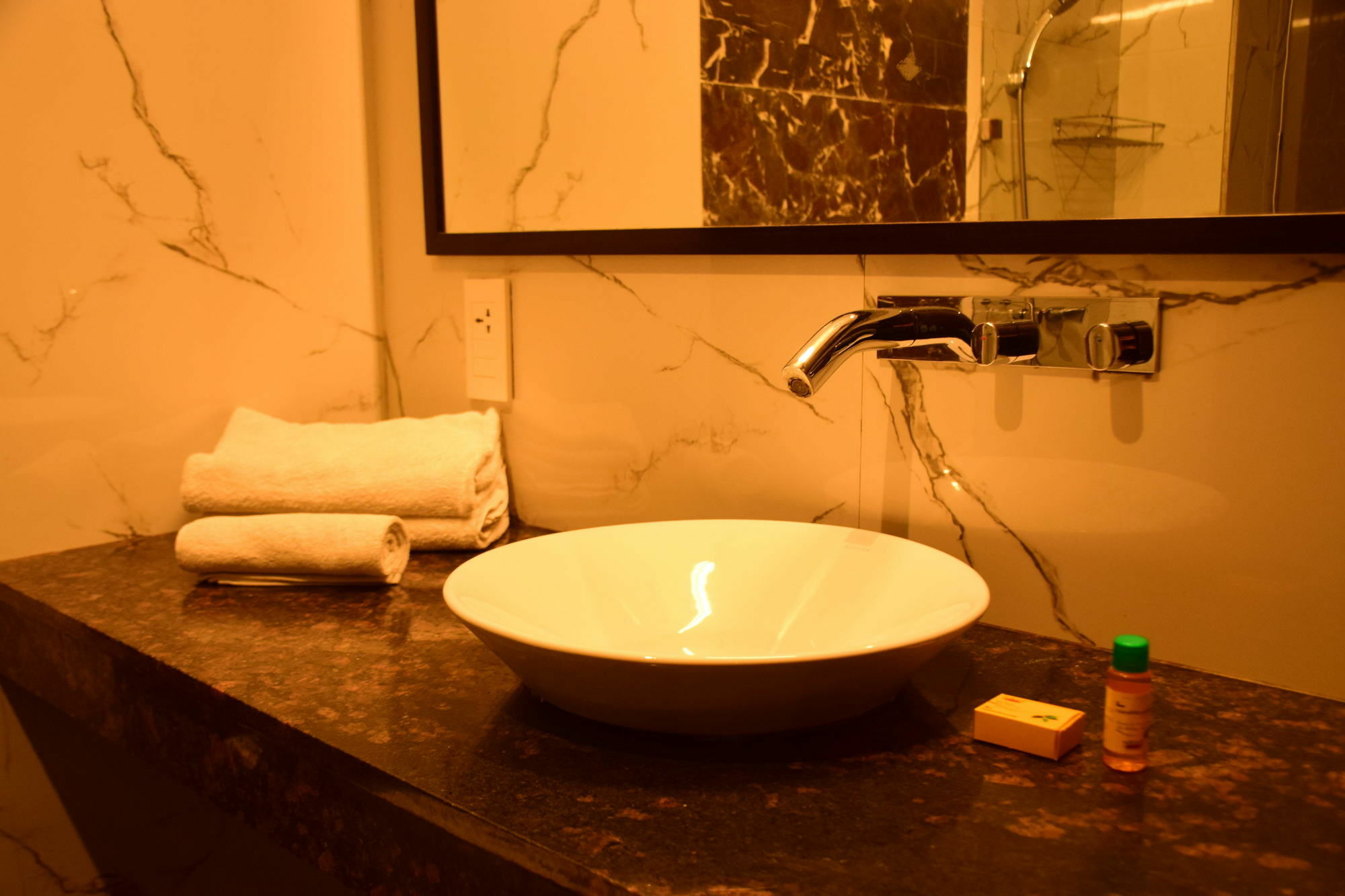 Fabhotel Prudent Amritszár Kültér fotó